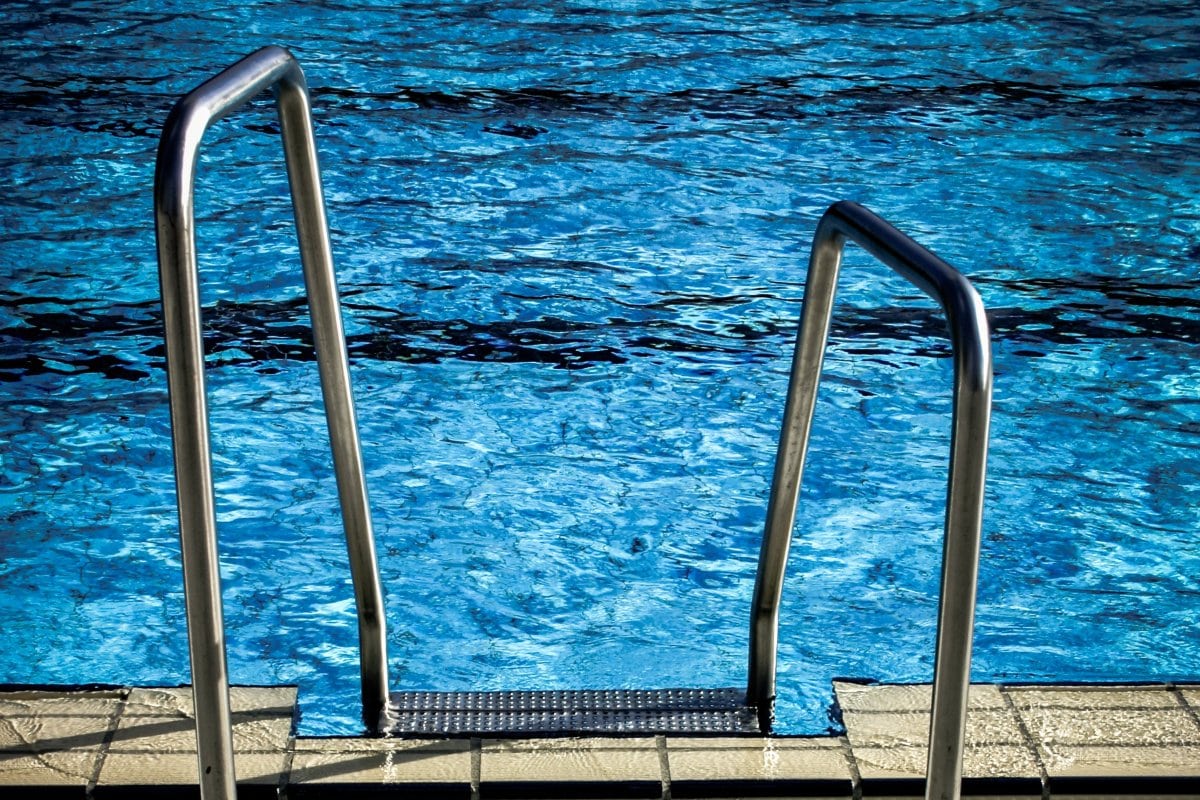 LN24R Rete Per Foglie Per Piscina Fuori Terra Rotonda 24' - Resistente E Facile Da Riporre